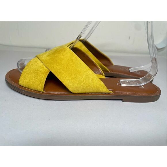 Franco Sarto Mustard Color Suede Flats size 8.5 - Picture 3 of 10